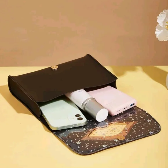 Girls Lip Purse - Picture 4 of 4